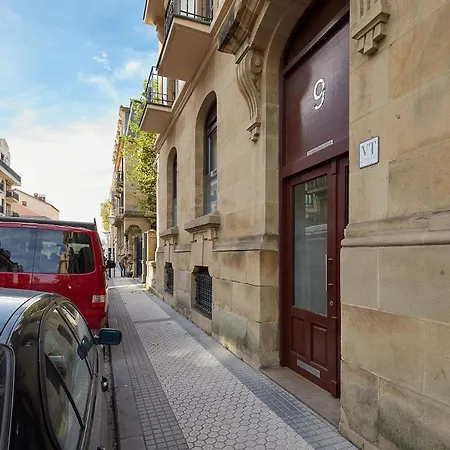 Eiffel - The Collection Apartment