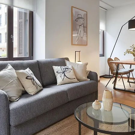 Apartment Eiffel - The Collection