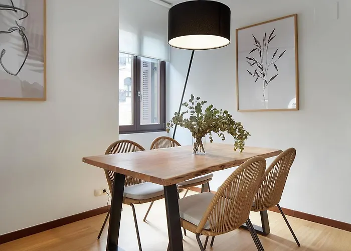 Eiffel - The Collection Сан-Себастьян